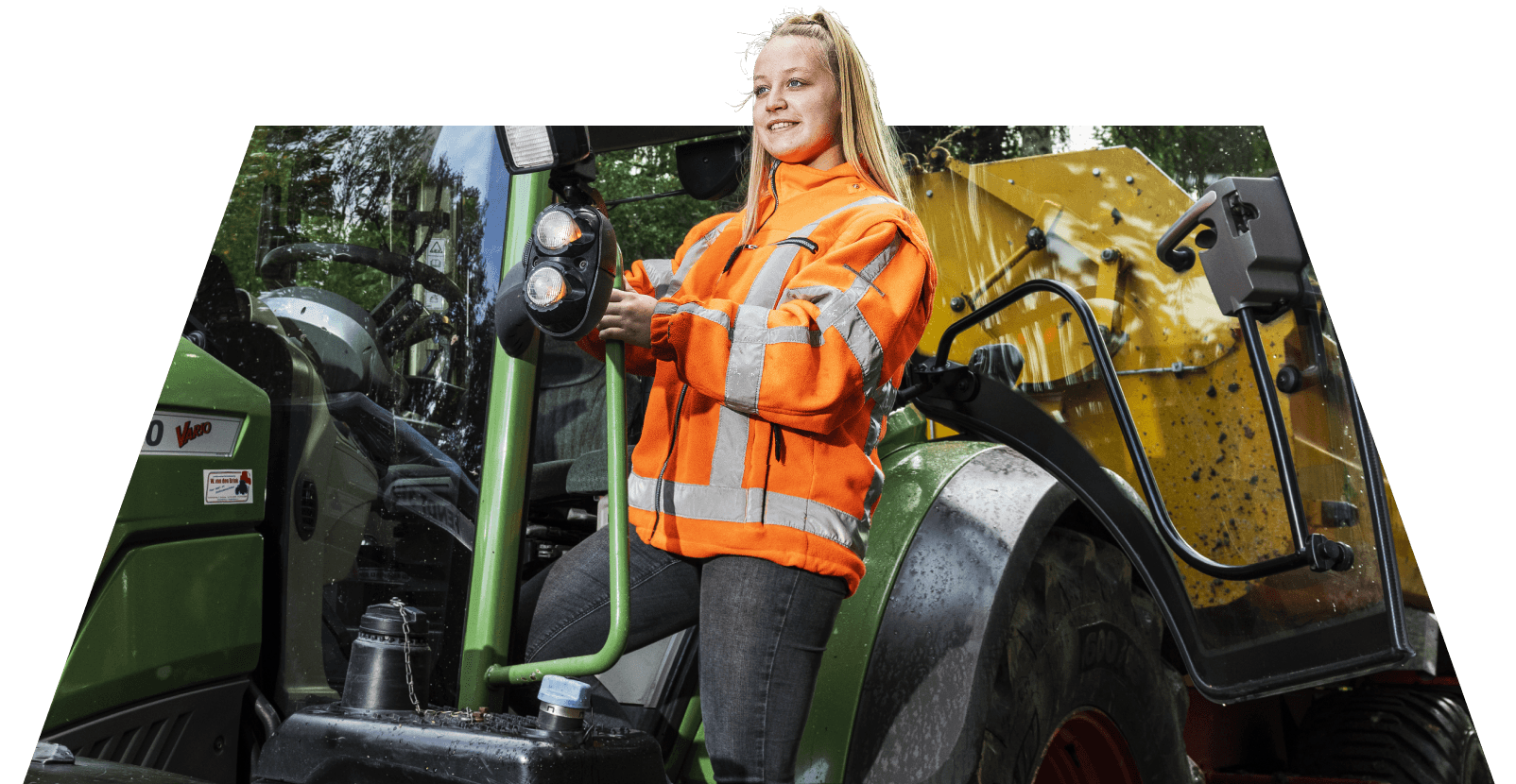 Machinist of tractorchauffeur